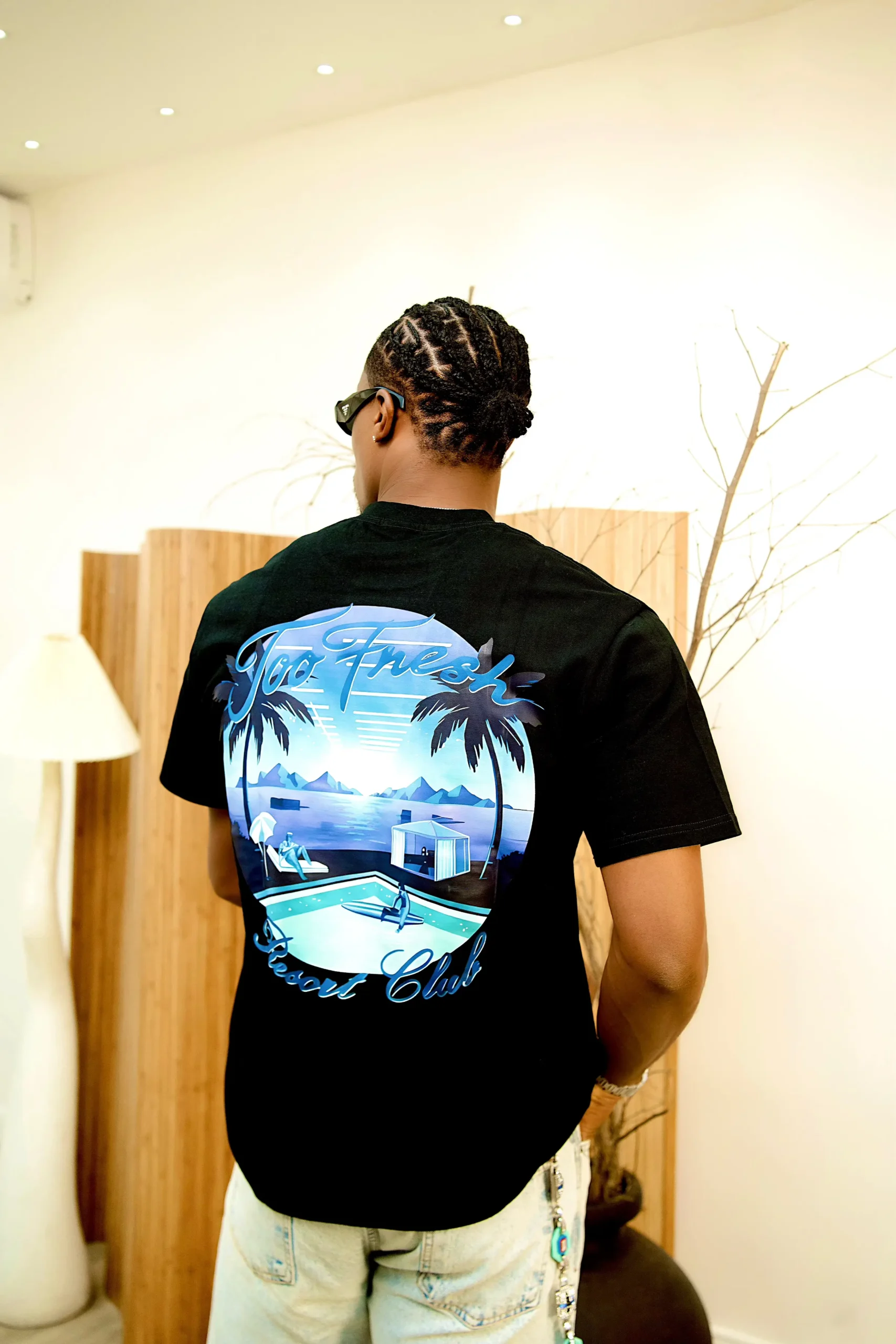 toofresh resort club graphic tee